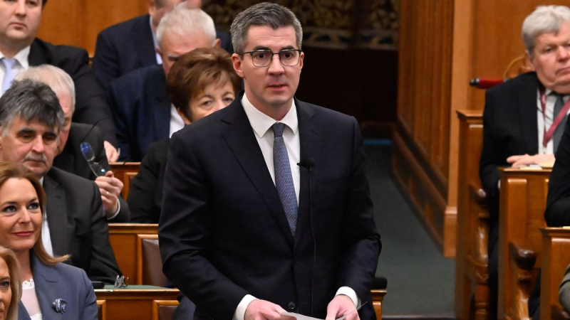 Kocsis Máté Magyar Péterrel kapcsolatban megjegyezte: 