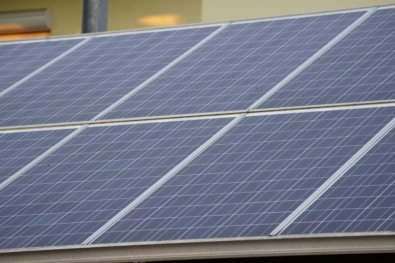 Rekordot döntöttünk: a napenergia már a teljes magyar áramigényt képes kielégíteni - Alternatív Energia