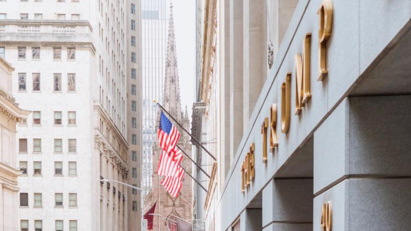 Trump most komoly lépésre szánja el magát: 30%-os vámot vezetne be az Európai Unióra. Itt az idő, hogy a dolgok még komolyabbra forduljanak! - Pénzcentrum