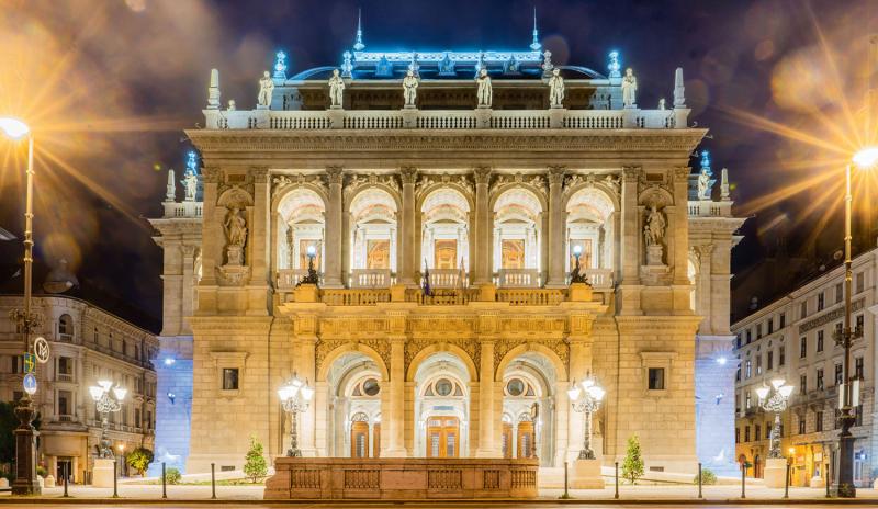 Pénzügyi keret lett volna, de a bécsi operánál nem tudtunk nagyobb élményre lelni: 9 rejtély a lenyűgöző Operaház világából.